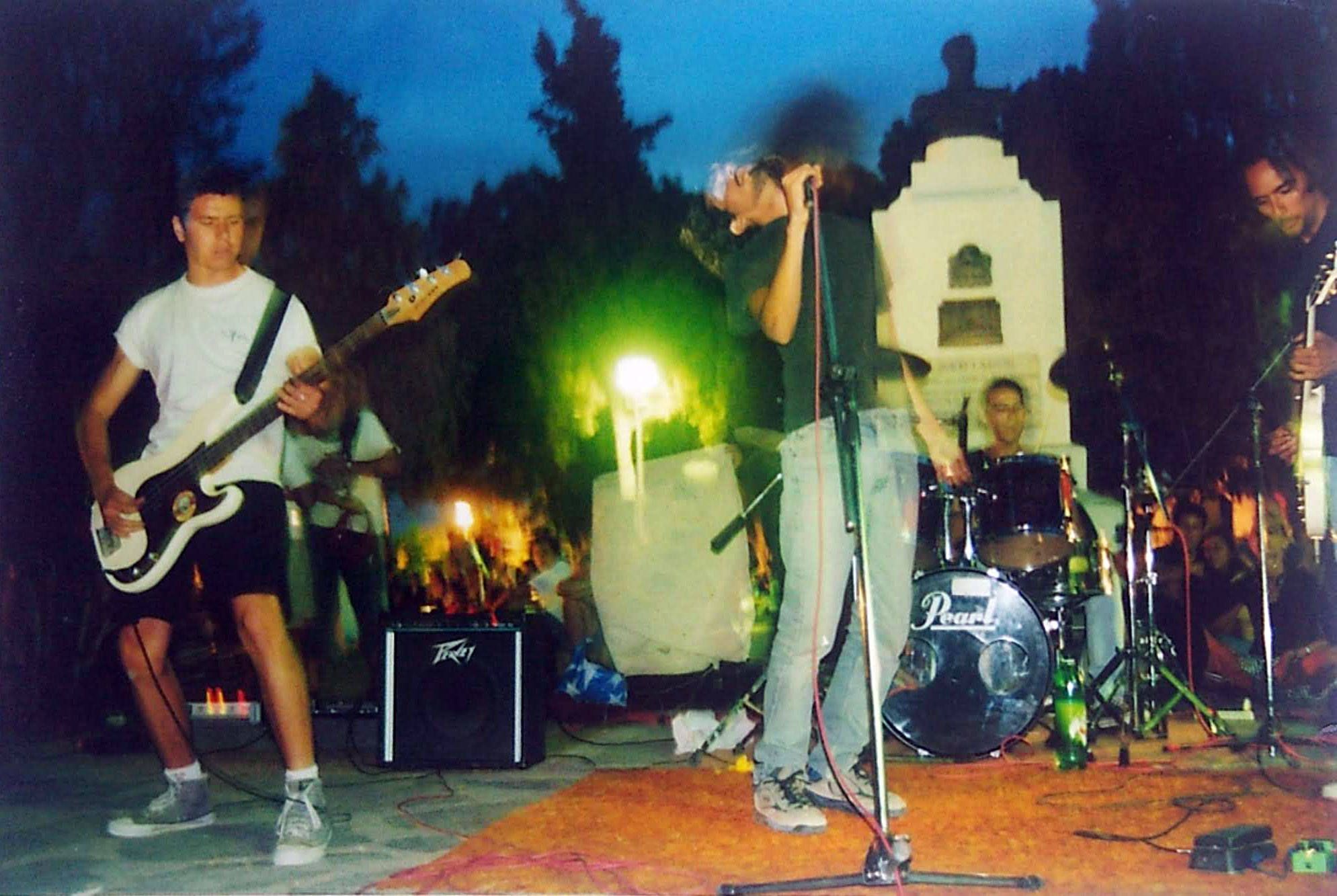 Aladelta tocando en vivo en Puerto Madryn